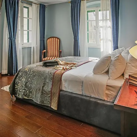 Theatre Luxury 4* Split