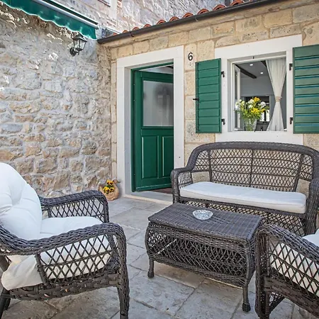 Theatre Luxury 住宿加早餐酒店