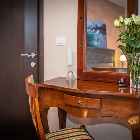 Theatre Luxury 4* スプリト