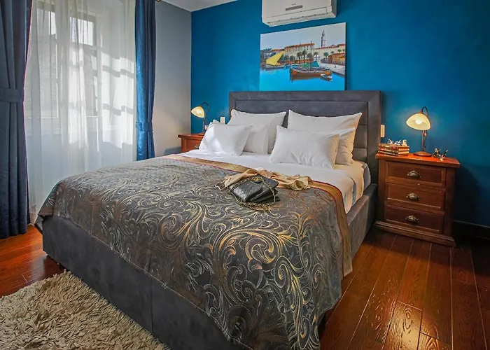 住宿加早餐酒店 Theatre Luxury 4*